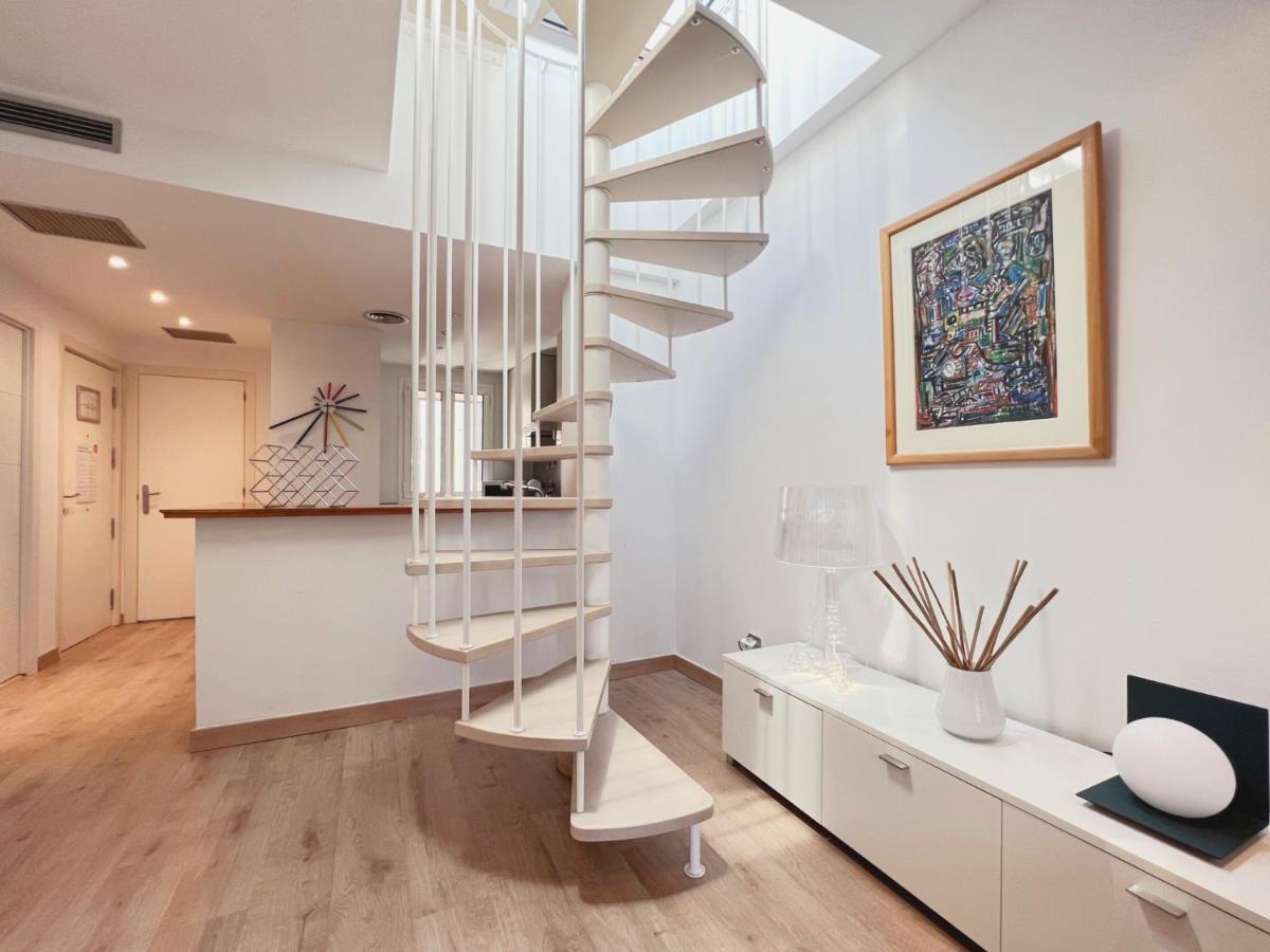 Stay U-Nique Apartments Urquinaona II برشلونة المظهر الخارجي الصورة